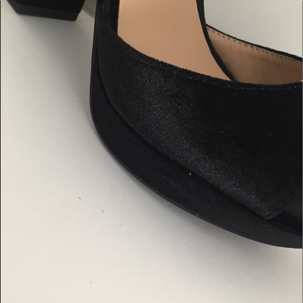 Nine West Platform Peep Toe Pump - size 9 - Picture 5 of 8